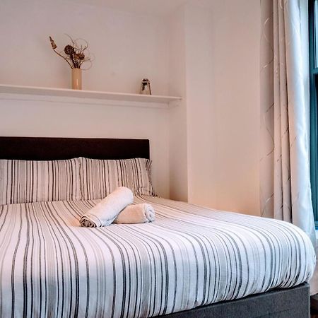 Contractor And Family Friendly Grade II Townhouse- 3 Bedrooms- Free Parking Норуич Екстериор снимка
